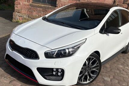 Kia ceed / Ceed 129.000 km 9.999 &euro; Freudenberg 97896
