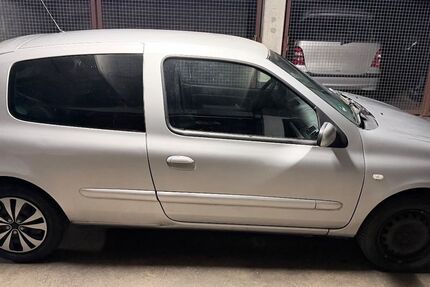 Renault Clio 210.800 km 750 &euro; Mannheim 68309