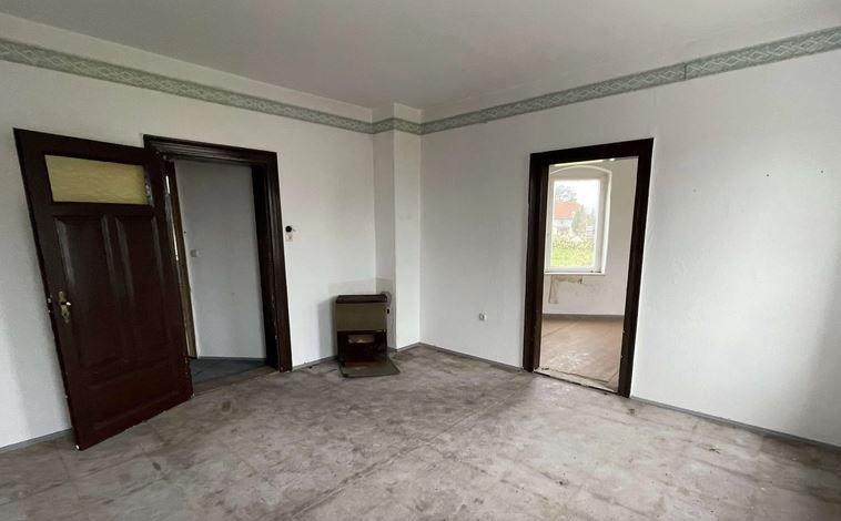 Doppelhaushälfte Kottmar - 12 Zimmer, 250 m&sup2;, 47.900&euro; | Angebot:27012606