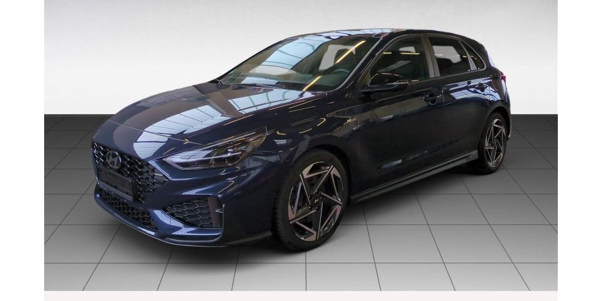 Hyundai i30 25.387 km 24.880 &euro; Limburg 65555