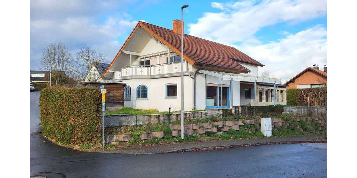 Einfamilienhaus Buchen - 8 Zimmer, 208 m&sup2;, 498.000&euro; | Angebot:26205521