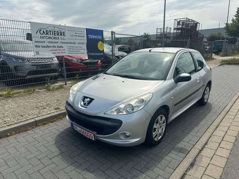 Peugeot 206 265.306 km 999 € Winsen 21423