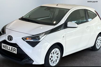 Toyota Aygo (X) 76.677 km 8.990 &euro; Bielefeld 33609