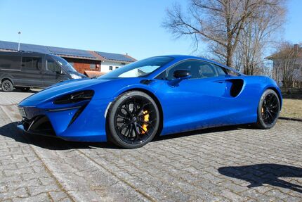 McLaren Artura 3.100 km 218.000 € Kraiburg 84559