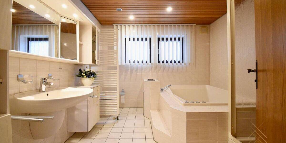 Etagenwohnung Idar-Oberstein Oberstein - 4 Zimmer, 110 m&sup2;, 179.000&euro; | Angebot:26391177