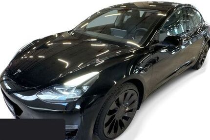 Tesla Model 3 57.627 km 31.700 &euro; Hanau 63457