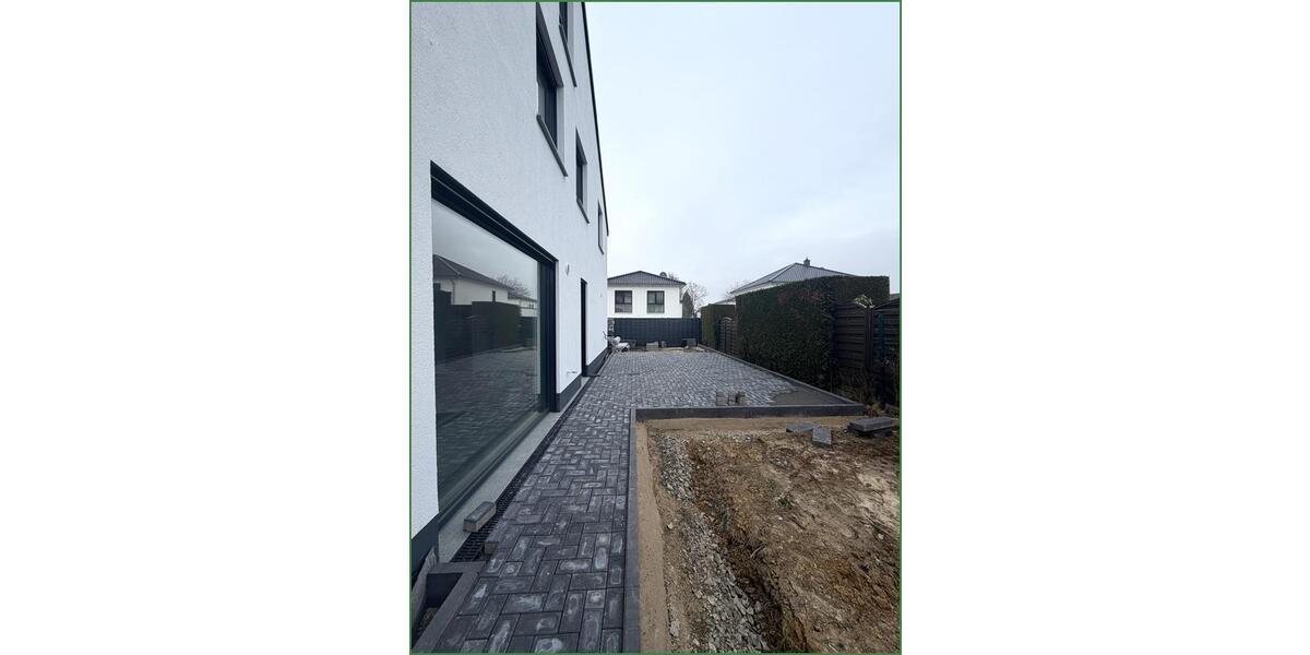 Doppelhaushälfte Odenthal - 5 Zimmer, 163 m&sup2;, 2.395&euro; | Angebot:24781000