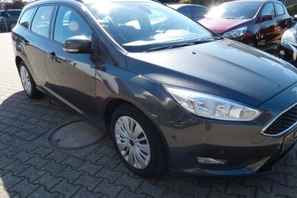 Ford Focus 92.984 km 11.950 &euro; Kevelaer 47623