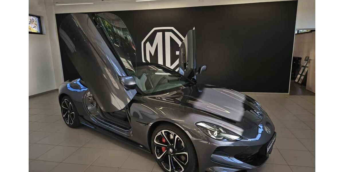 MG Cyberster 3.000 km 64.890 &euro; Uhingen 73066