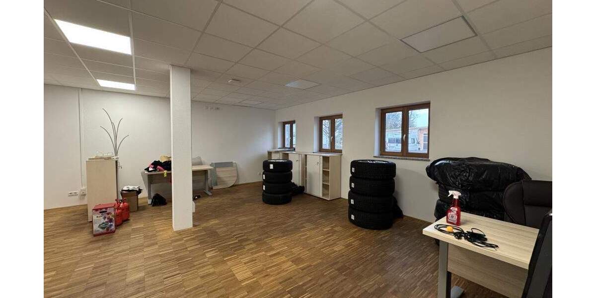 Gewerbeobjekt Kirchheim bei München Heimstetten - 4 Zimmer, 163 m&sup2;, 2.500&euro; | Angebot:23980015