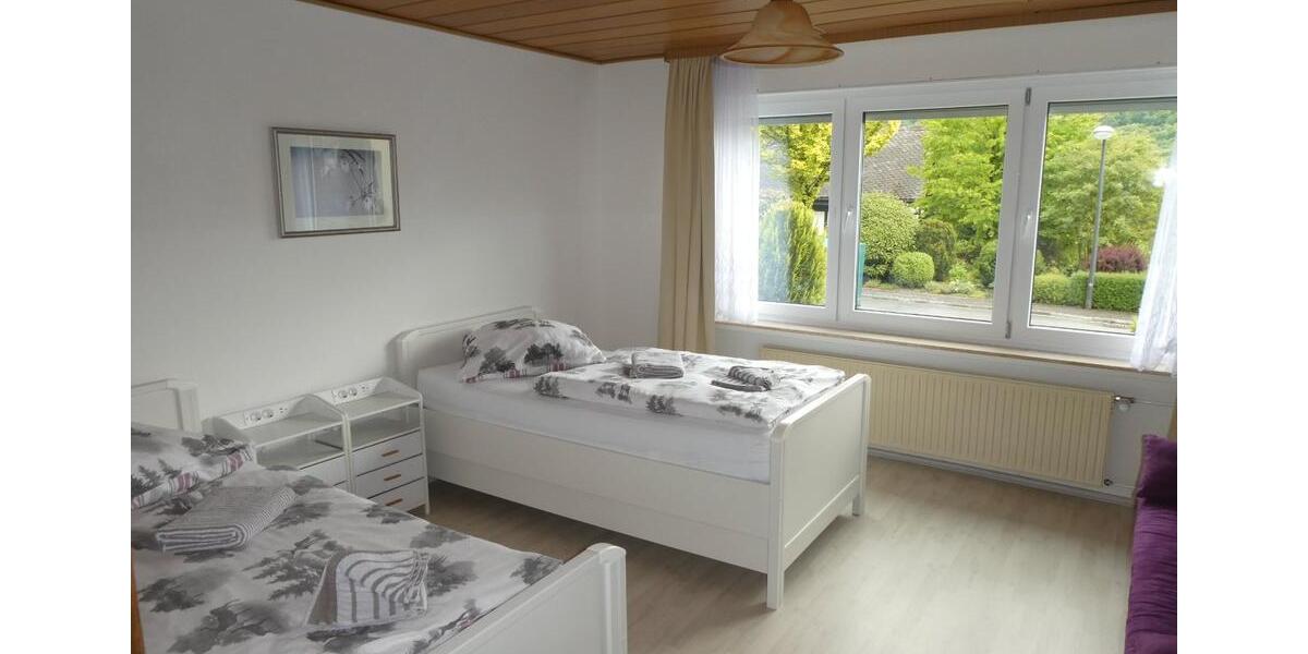 Einfamilienhaus Olsberg - 7 Zimmer, 214 m&sup2;, 409.000&euro; | Angebot:27457297