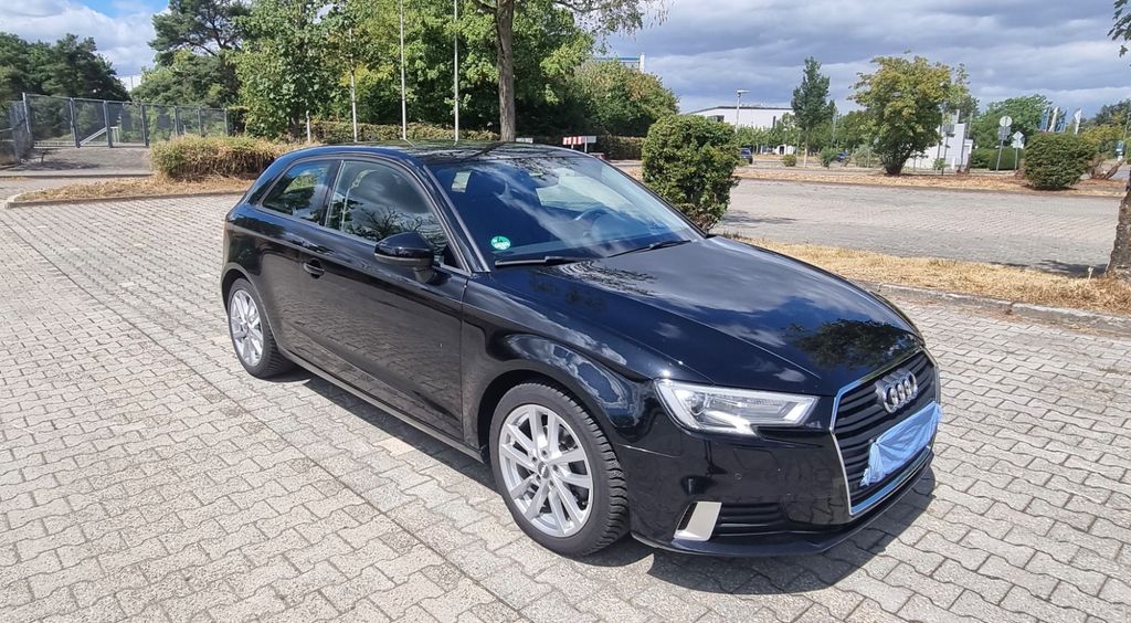 Audi A3 85.000 km 14.790 &euro; Obertshausen 63179