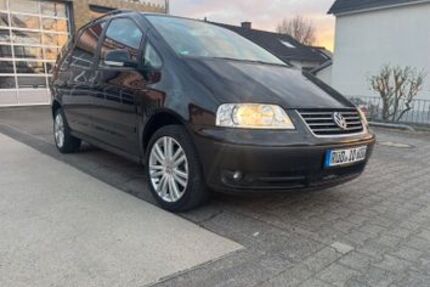 VW Sharan 145.000 km 5.999 &euro; Idstein 65510