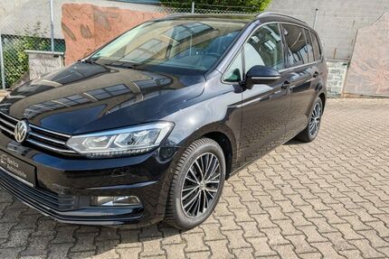 VW Touran 164.300 km 13.690 &euro; Nufringen 71154