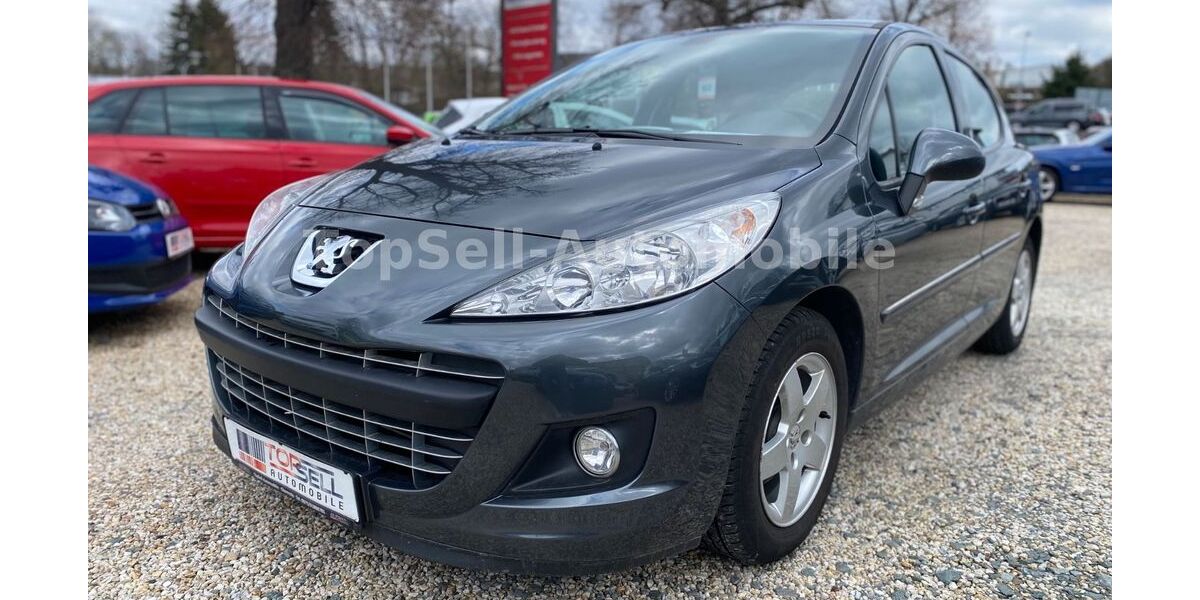 Peugeot 207 98.645 km 2.699 &euro; Chemnitz 09120
