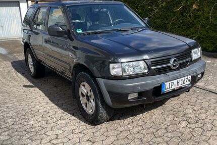 Opel Frontera 209.000 km 2.899 &euro; Detmold 32756