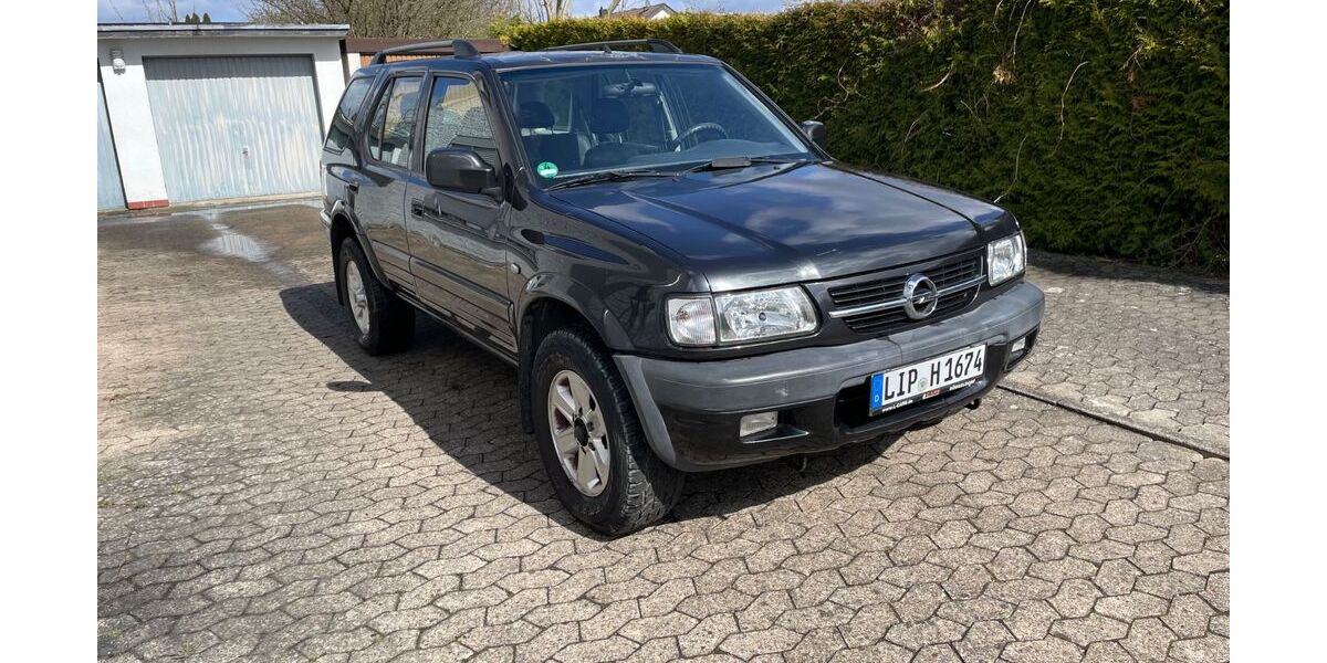Opel Frontera 209.000 km 2.899 &euro; Detmold 32756