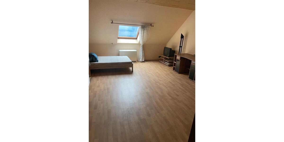 Mehrfamilienhaus, Wohnhaus Altena - 6 Zimmer, 220 m&sup2;, 1.300&euro; | Angebot:25083923