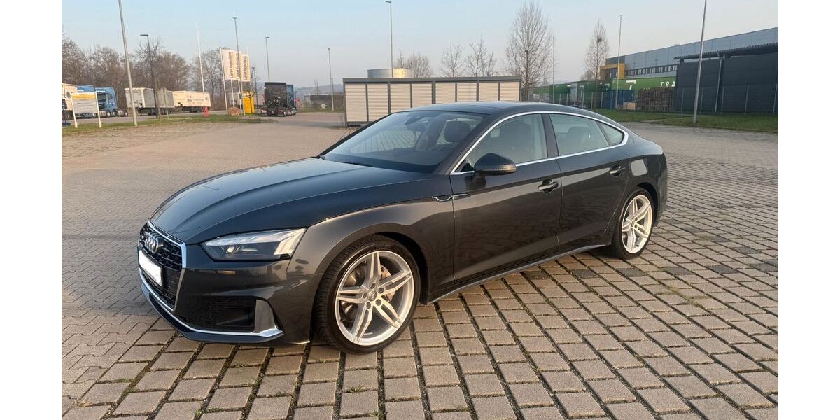 Audi A5 85.500 km 28.500 &euro; Lahr 77933