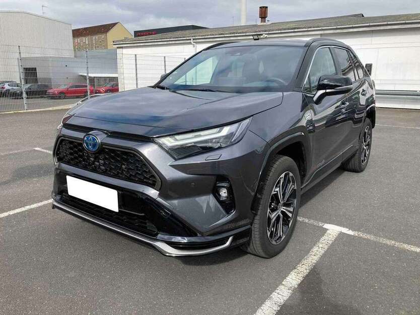 RAV 4