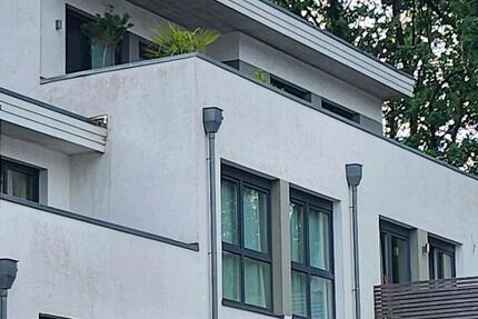 Haus Bremen Schwachhausen - 3 Zimmer, 106 m&sup2;, 1.650&euro; | Angebot:24847105