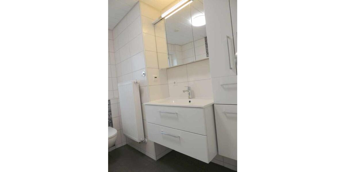 Dachgeschoßwohnung Mössingen - 3.5 Zimmer, 92 m&sup2;, 900&euro; | Angebot:25148893