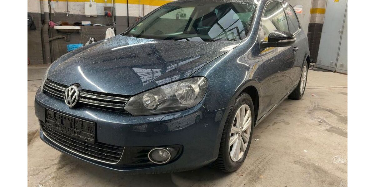 VW Golf 148.401 km 2.800 &euro; Leinefelde-Worbis 37327