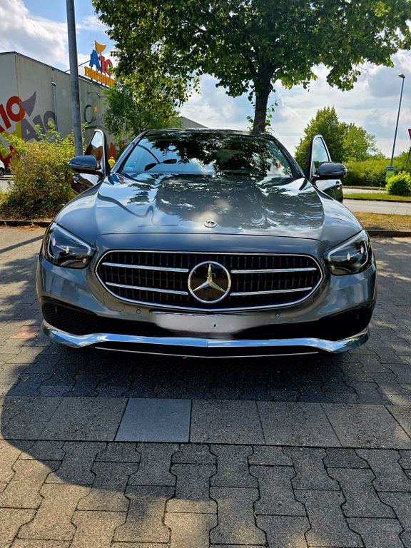 E 220