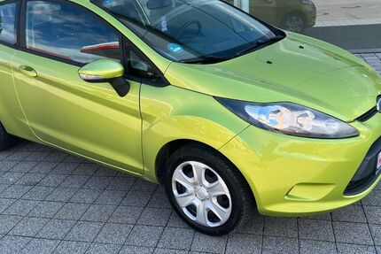 Ford Fiesta 111.000 km 2.900 &euro; Häusern 79837