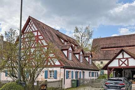 Haus Lauf an der Pegnitz - 6 Zimmer, 234 m&sup2;, 697.000&euro; | Angebot:26441085