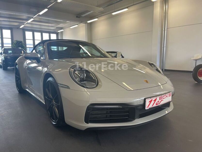 992