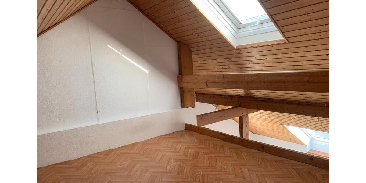 Dachgeschoßwohnung Karlsruhe Durlach - 1 Zimmer, 65 m&sup2;, 800&euro; | Angebot:26020881