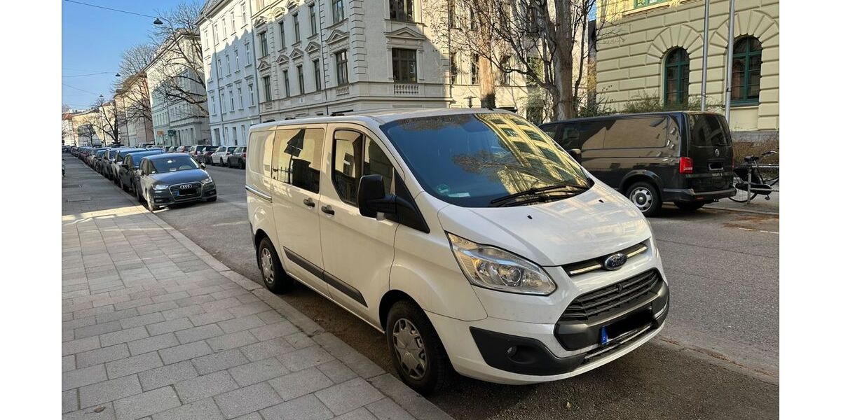 Ford Transit Custom 102.000 km 17.800 &euro; München 80337