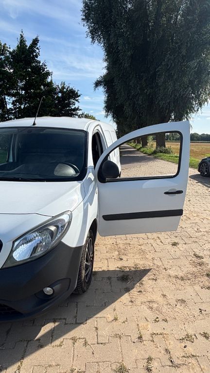 Mercedes-Benz Citan 175.000 km 6.250 € Belgern 04847