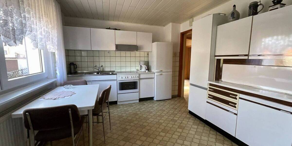 Einfamilienhaus Sontra - 7 Zimmer, 147 m&sup2;, 110.000&euro; | Angebot:26257461