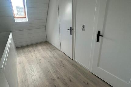 Top-renovierte 3-Zimmer-Wohnung in ruhiger Sackgasse