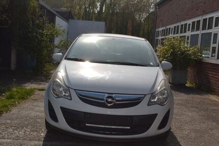 Opel Corsa 123.000 km 1.970 &euro; köln 50969