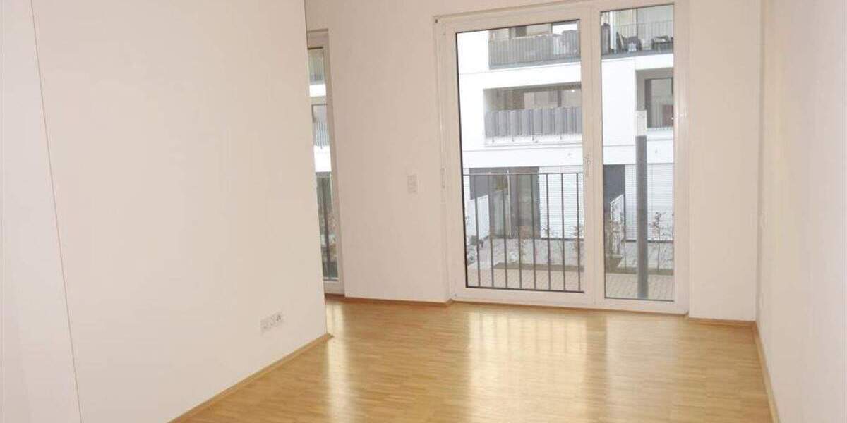 Etagenwohnung Mönchengladbach Stadtmitte - 2 Zimmer, 103 m&sup2;, 1.379&euro; | Angebot:25052081