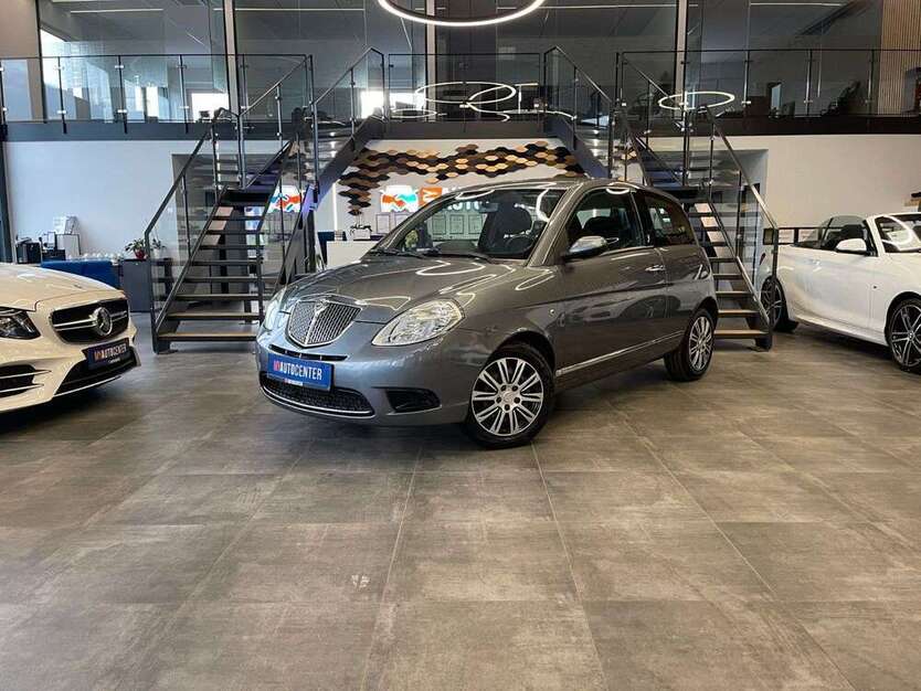 Ypsilon