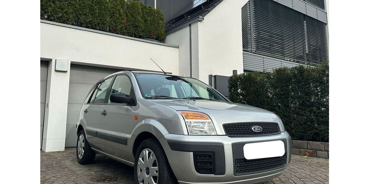Ford Fusion 6.700 km 7.990 € Köln 51145