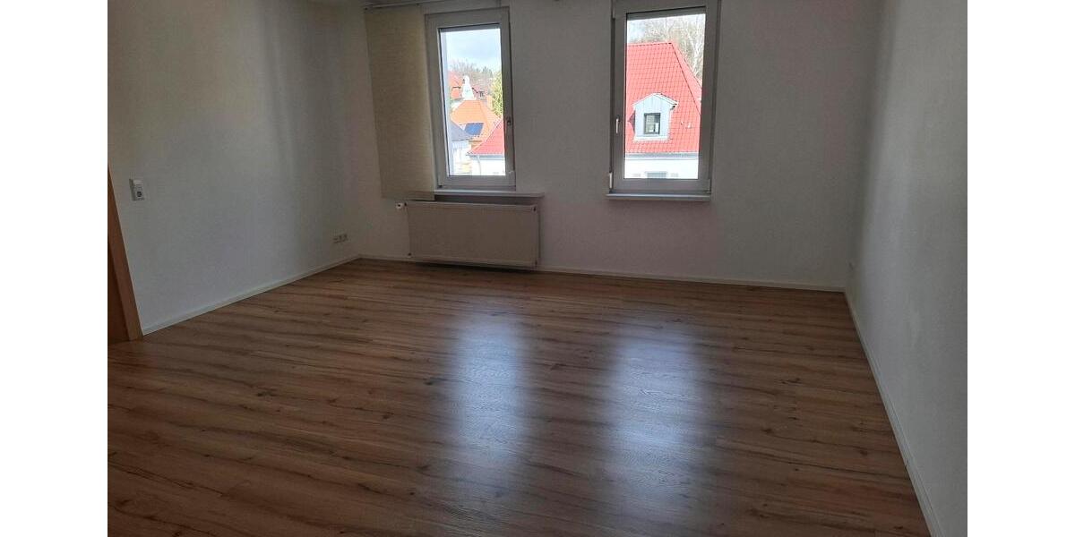 Dachgeschoßwohnung Reutlingen Reutlingen (Kernstadt) - 3.5 Zimmer, 103 m&sup2;, 450.000&euro; | Angebot:25936068