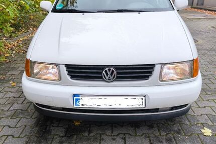 VW Polo 106.000 km 1.650 € Berlin 12689