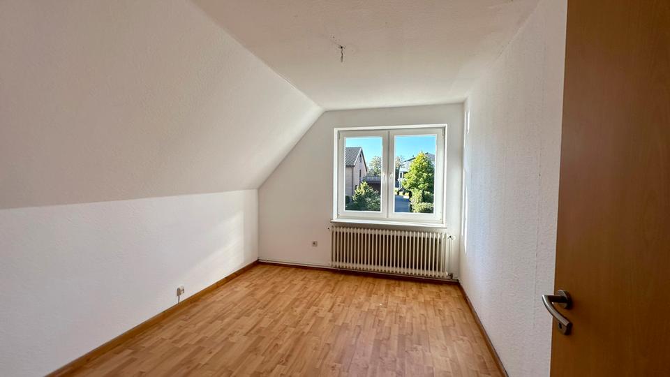 Dachgeschoßwohnung Wiesmoor - 3 Zimmer, 70 m&sup2;, 550&euro; | Angebot:26444287