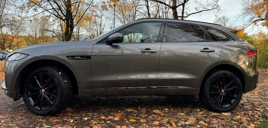 Jaguar F-Pace 128.000 km 20.400 &euro; Trostberg 83308