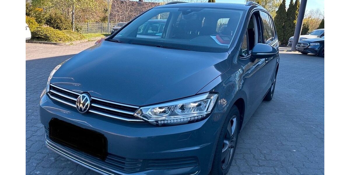 VW Touran 160.000 km 14.580 &euro; Oldenburg 26129