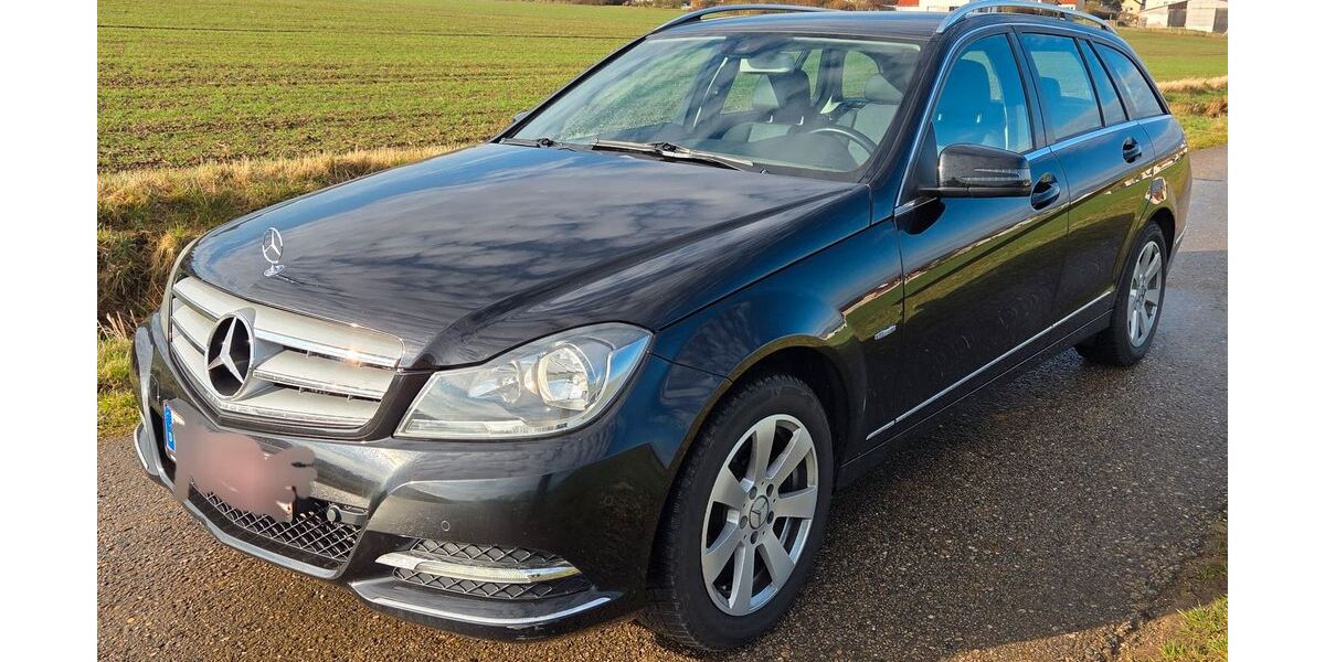 Mercedes-Benz C 180 135.000 km 9.750 &euro; Ellingen 91792