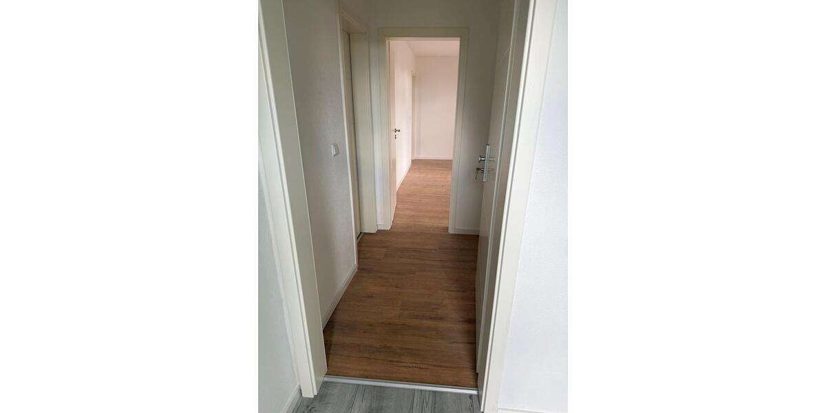 Dachgeschoßwohnung Baunatal - 2 Zimmer, 65 m&sup2;, 690&euro; | Angebot:26632470
