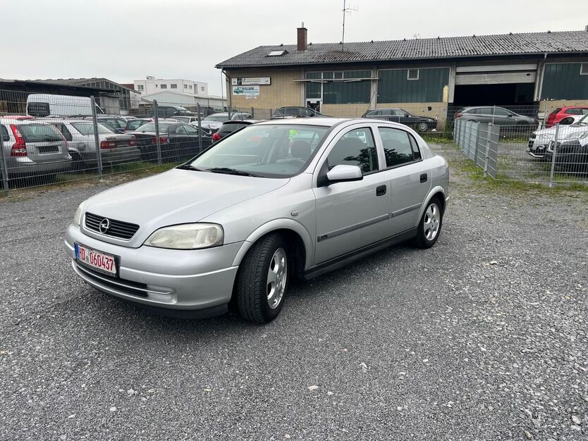 Opel Astra 126.000 km 2.999 € Sinsheim 74889