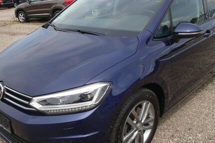 VW Touran 228.944 km 12.850 € Neufahrn 84088