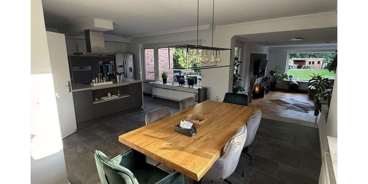 Doppelhaushälfte Neumünster Innenstadt - 5 Zimmer, 125 m&sup2;, 389.000&euro; | Angebot:25216332